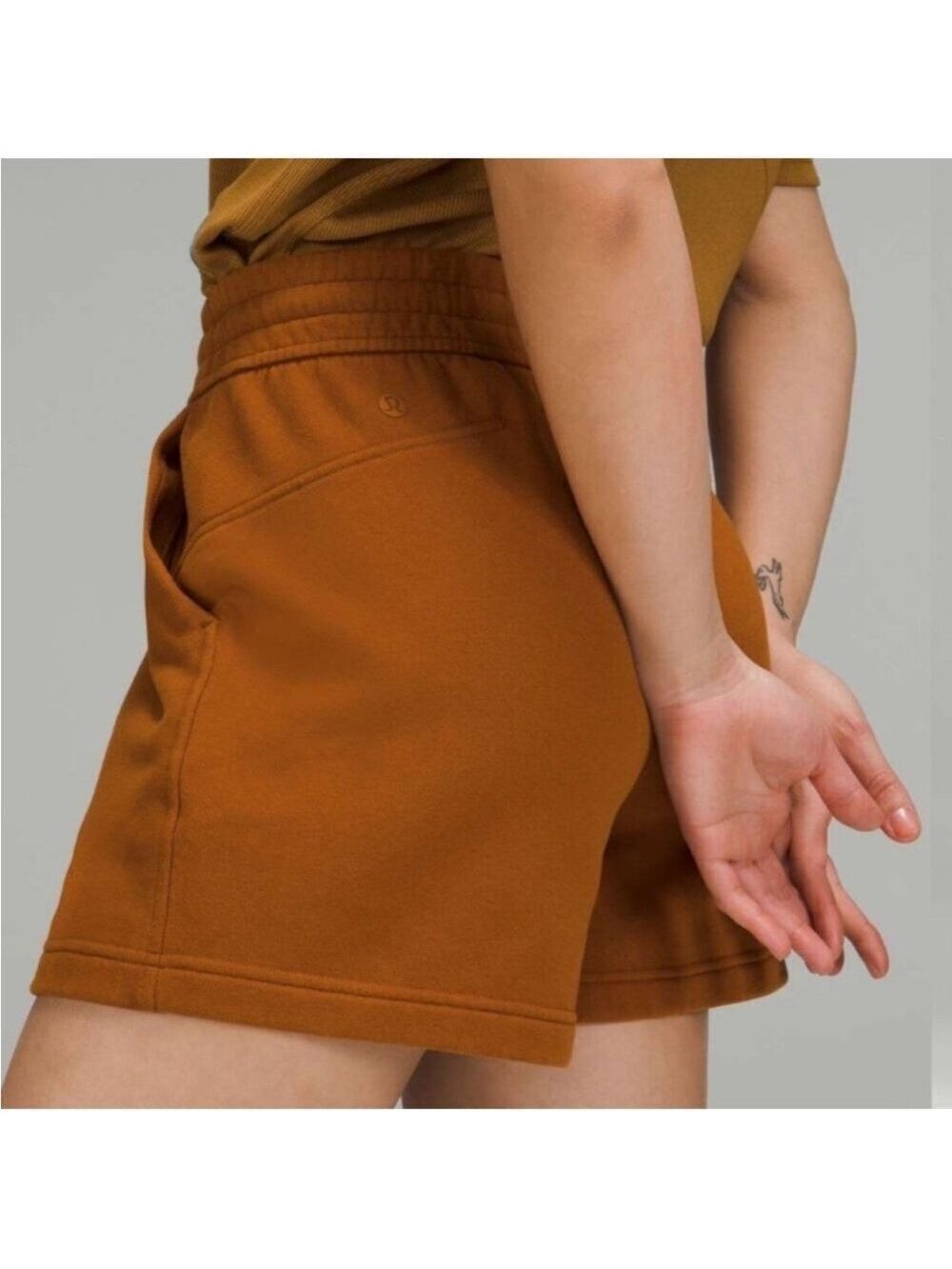 Lululemon Loungeful High Rise 4" Shorts in Butternut Brown size 10 - Picture 4 of 12